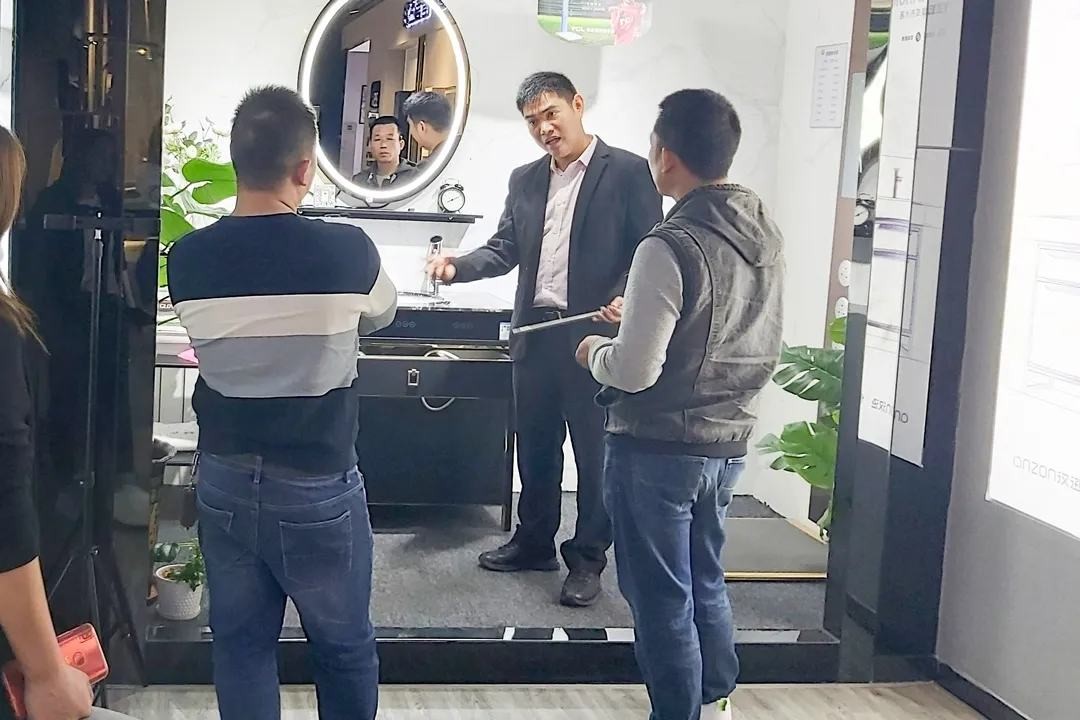 未来可期，热烈欢迎全国新老客户莅临谈球吧，共享发展新旅